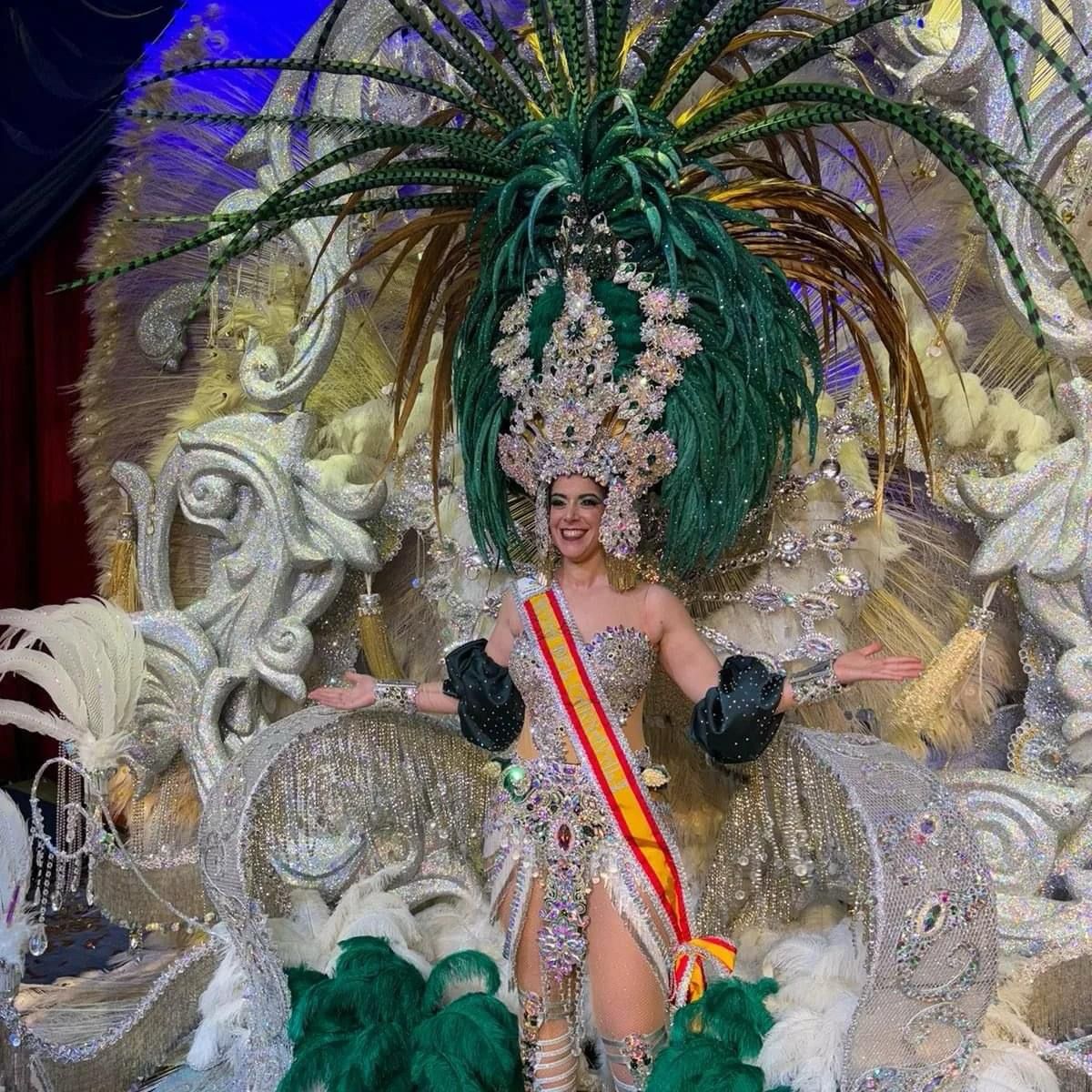 El carnaval de Santiago de la Ribera ya tiene reinas y se prepara para una semana intensa